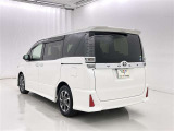 荷物をたっぷり載せて広々ドライビング♪夏でも冬でも、アウトドアやショッピングを思い切り楽しみましょう!