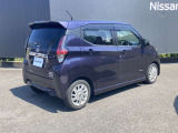 プライバシ-ガラスが装備されています。外を見るときは気にならずに、後方車両から車内が見えにくい設計です。