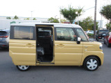 こちらの車両は店頭での現車確認、弊社にご入庫頂ける方限定の販売とさせて頂きます。遠方のお客様には大変申し訳ございませんがご了承をお願い致します。