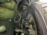 お車を安心してお乗りいただく為には、足回りの定期点検が欠かせません。サービスサポート(有償保証)では無料点検もご提供しており、安心のカーライフをお過ごしいただけるサポート体制が整っています。