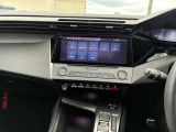 Apple CarPlay/Android Autotに対応したタッチスクリーン/Bluetooth接続によるミュージックプレイヤー接続/ハンズフリー通話