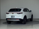 バックカメラが付いているのでバックでの車庫入れも安心です。