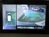 アラウンドビューモニターで車庫入れも空から見ている様に駐車できラクラクです。