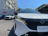 ☆ 【LEDヘッドライト】 悪天候や夜間走行時も良好な視界を確保し安心して運転できる高輝度LEDヘッドライトを装備!点灯速度が早く、消費電力も抑えられています ☆
