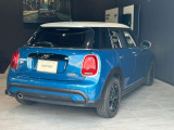 かわいいテールのデザインはほかの車にはない魅力があります。ひと目で&ldquo;MINI&rdquo;とわかるデザインです。