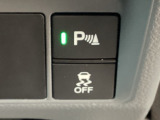 パーキングセンサー、横滑り抑制機能搭載。駐車時の障害物検知や滑りやすい路面での車両安定性を高め、安全運転をサポートします。