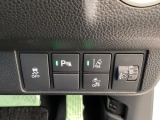 【Honda SENSING】いつもの道で、高速道路などで、安心・快適な運転を支援します。先進の安全運転機能システム搭載。