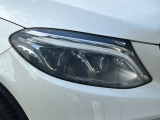 認定中古車はお車の経過年数や走行距離により1年もしくは2年間保証を付帯しております。「認定中古車保証」はメーカー保証です。全国のメルセデス正規販売店で保証を受けることができます。