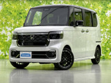 【WECARS】豊富な在庫を大画面モニターで検索可能!オプション装備や内装、タイヤの状態など細部まで御覧頂けます♪詳細はお気軽にスタッフまでお問合せ下さい。