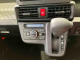 納車前にはプロのメカニックが、各部の点検を行います。ディーラーにしか出来ない品質、そしてサービスできっと満足していただけると思います!