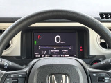 マルチインフォメーションディスプレイです。燃費や走行距離が分かり、半ドアなど車に異常がある際に警告してくれます。