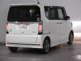 ボディクリーニング後、愛車をピカピカの状態へ保護するコーティング「ブライトパック」がおススメです!水垢がつきにくく、手入れがしやすくなりますよ!いつも愛車をきれいにしておきたい方におススメです。