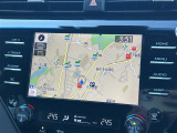 【純正ナビ】専用設計で車内の雰囲気にマッチ。ナビ利用時のマップ表示は見やすく、いつものドライブがグッと楽しくなります。