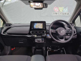 見通しのよいすっきりとした視界で、誰でも運転しやすいです。運転のしやすさは疲れにくさにも繋がりますよ♪