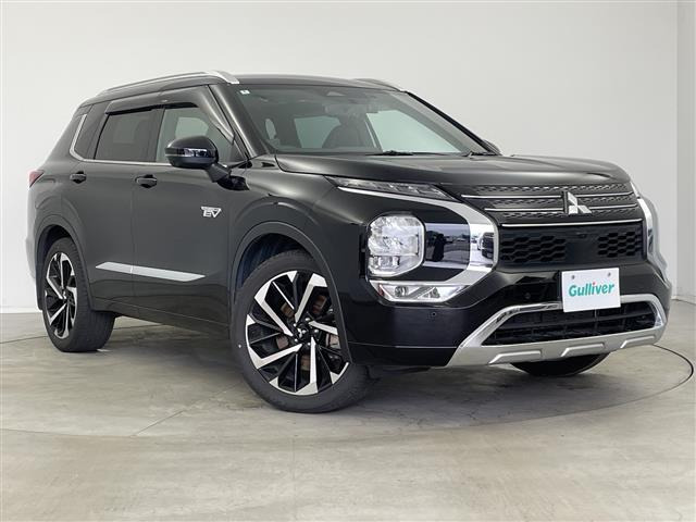 アウトランダー PHEV 2.4 P 4WD 本革シート