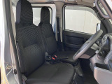 運転席広々