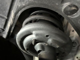 お車を安心してお乗りいただく為には、足回りの定期点検が欠かせません。サービスサポート(有償保証)では無料点検もご提供しており、安心のカーライフをお過ごしいただけるサポート体制が整っています。