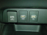 【POWEROUTLET】12V電源ソケットを設置しております。周辺機器の充電にご利用頂けます☆