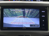 【バックカメラ】駐車時に後方がリアルタイム映像で確認できます。大型商業施設や立体駐車場での駐車時や、夜間のバック時に大活躍!運転スキルに関わらず、今や必須となった装備のひとつです!