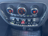 ◆LIBERALAは、輸入車選びの新たなスタイルを提案するインポート・セレクト・ブランドです。オーナー様となる方がクルマから直接感じる感性を第一にした、最良の一台との出会いをコーディネートいたします。