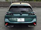 【認定中古車保証】1年間、走行距離無制限の認定中古車保証が付帯いたします。保証期間中は全国のプジョーディーラーで保証整備がお受けいただけます。