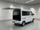 大きく開く開口部で荷物の出し入れもラクラクです。