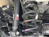 お車を安心してお乗りいただく為には、足回りの定期点検が欠かせません。サービスサポート(有償保証)では無料点検もご提供しており、安心のカーライフをお過ごしいただけるサポート体制が整っています。