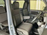 当車両は、次のお客様に気持ちよくお乗りいただくため、専門スタッフによる【徹底シートクリーニング】を施工済みです!