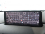 マツダコネクトの10.25インチワイドセンターディスプレイです。『Android Auto』『Apple CarPlay』や独自のコネクテッドサービスに対応したインターフェイスシステムです。