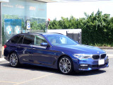 BMW在庫保有台数常時100台以上!ご来店の際はBMW本店(厚木市下荻野140-1)にご来店ください!弊社自慢の全天候型ショールーム!BMW在庫保有台数常時100台以上ございます!