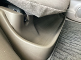 濡れた傘や置き靴などをすっきりしまえる最適なシートトレー
