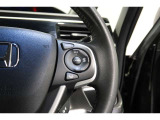 Hondaセンシングの機能のひとつ、アダプティブクルーズコントロール付!アクセルから足を離しても設定したスピードと前車との車間を保ち走行してくれます!車線維持もアシスト☆高速道路で疲労軽減ですね☆