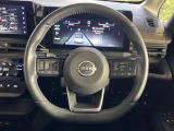 【ステアリングスイッチ】運転中、前方から目線をそらすことなく、オーディオ等の操作が可能な便利機能!安心&快適なドライブを演出してくれます♪