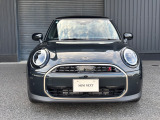 【MINI NEXT保証】■2年間走行距離無制限保証※1■基本100項目の納車前点検実施■365日24時間エマージェンシー・サービス■あらかじめ決めた据置価格を設定し利用できるMINIバリューローン