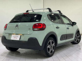 ご遠方のお客様への販売実績も積重ねて参りました。一度も現車をご覧いただけなくても安心してご検討頂けるために、『テレビ電話』でのご対応や内装画像を添付など実施しております。