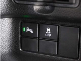 ◆パーキングセンサーシステム◆車庫入れの時などに近くに障害物がある場合、障害物までの距離を音で知らせてくれます。