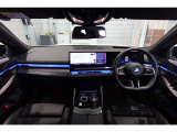 i5 ツーリング M60 xドライブ 4WDの入荷です!お車詳細や展示状況はフリーダイヤル(0078-6002-498412)またはBPS城東鶴見06-6933-6600迄お問合せ下さい。