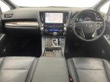 アルファード ハイブリッド 2.5 エグゼクティブ ラウンジ S E-Four 4WD 本革シート