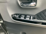 安全安心な走行のために、納車前には小さなクルマを知り尽くしたエキスパートが基本性能に関わる機能や状態を徹底的に点検しています。