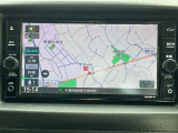 純正ナビゲーションがあなたをしっかり目的地までサポートします。スマホのナビとは自車位置精度が違います。純正ナビなら保証も対象で安心です。