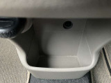 センターコンソールロアボックス