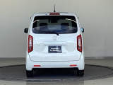 現車を確認できる方へ販売いたします。当社サービススタッフにて純正部品を使い点検整備を実施し、その後、ご納車させていただきますのでご安心してご利用いただけます。