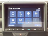 ドライブの必需品。見やすい・使いやすいHonda純正のメモリーナビを搭載しています。