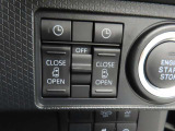 パワースライドドアを左右に装備しています。運転席のスイッチで開閉の操作が出来ます。
