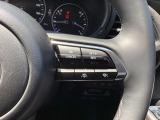 MRCC(マツダレーダークルーズコントロール)は先行車との車間を維持しながら追従走行を行い、長距離でのドライバー負担を軽減させてくれます。