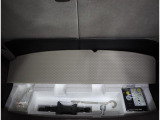 もちろんパンク修理剤&車載工具完備☆万が一のトラブルに備えて使い方もご説明いたします♪