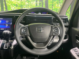 【純正革巻きステアリング】上質な革を使用することで、手にしっかり馴染みとても運転しやすいハンドルです♪
