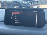 【Bluetooth】ナビゲーションと携帯電話/スマートフォンをBluetooth接続することができます。接続するとハンズフリーで使用することができるので、とても便利です。
