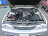2000CC V型6気筒エンジン