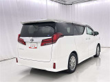 沢山乗れるのがこの車の魅力!2台で移動しないと・・・なんて時もこの車なら1台で!大活躍です♪